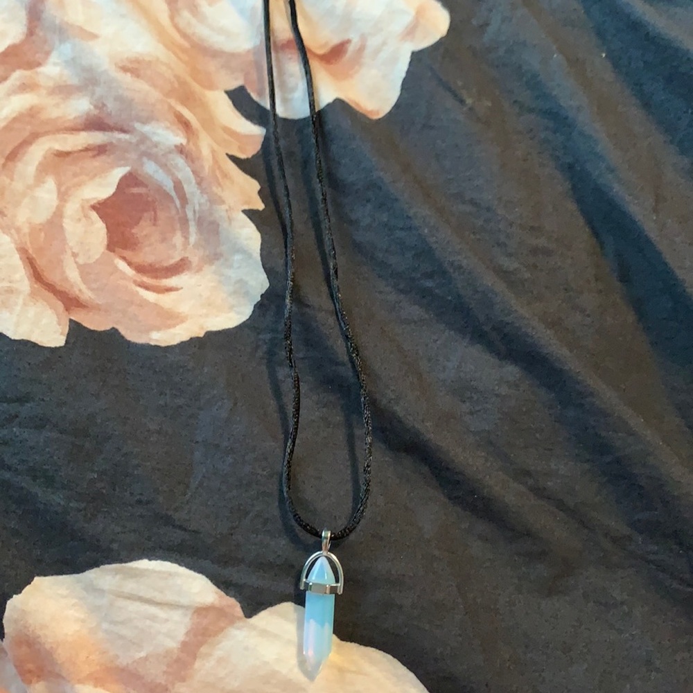 lCrystal Necklace